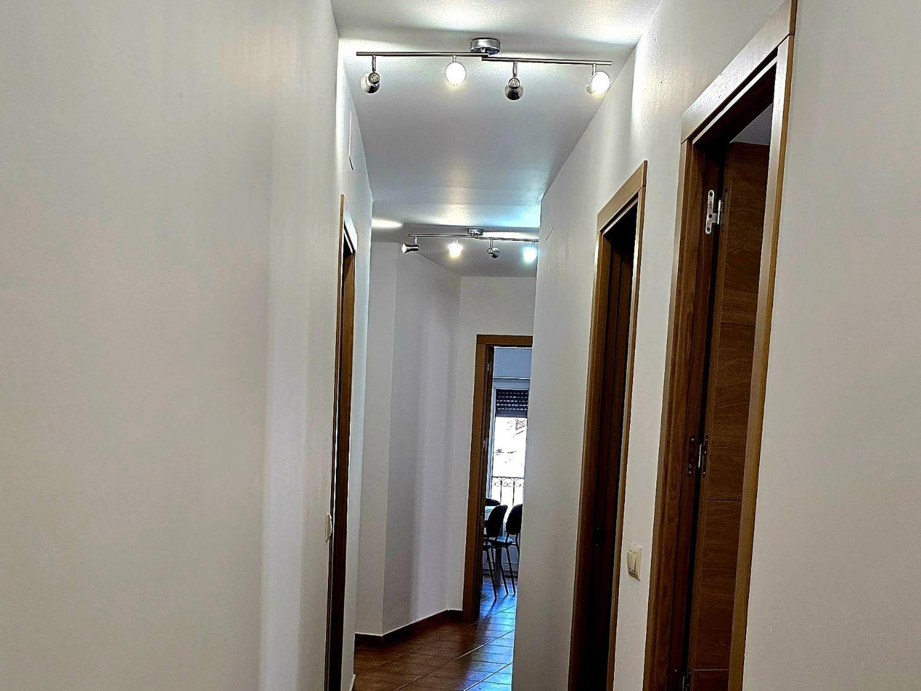 Apartamentos,puerta De Bisagra-parking Gratis Apartment Toledo